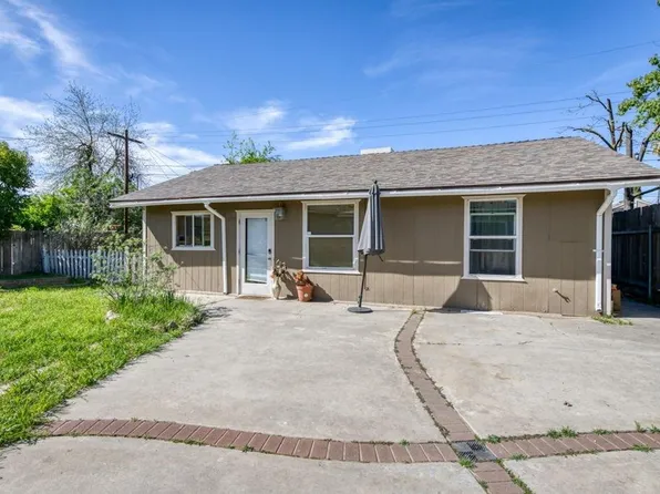 1222 W Saginaw Way Unit A-b, Fresno, CA 93705