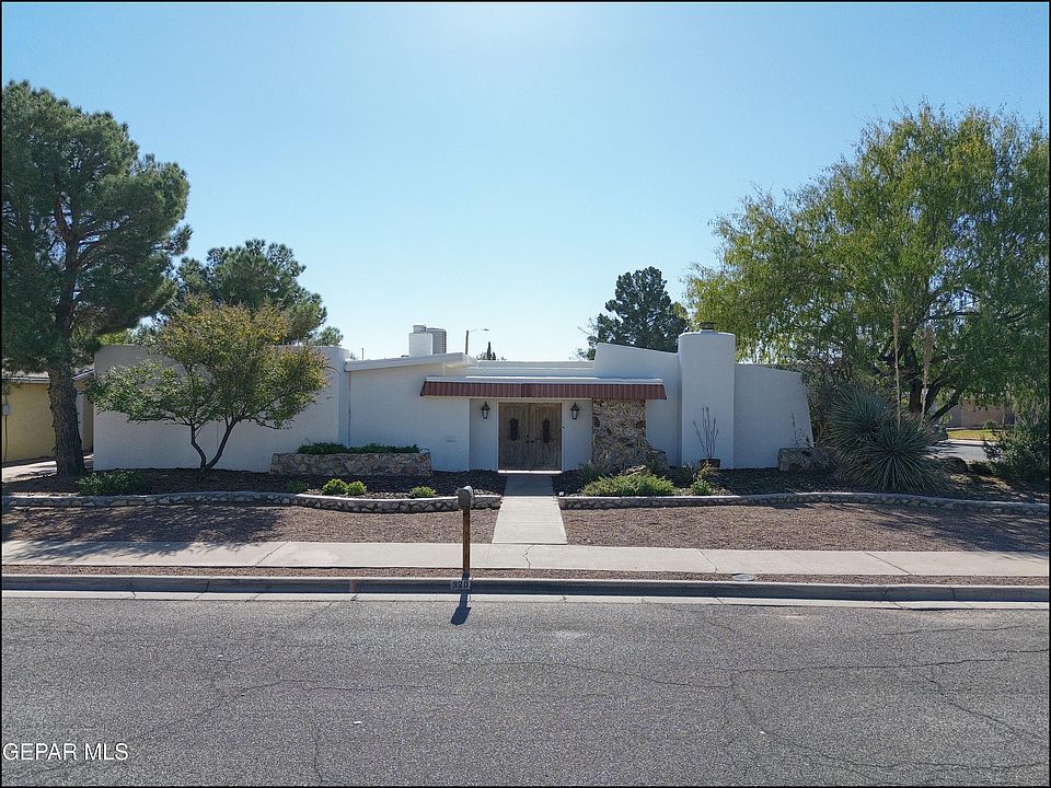 1st image of 320 La Mirada Cir
