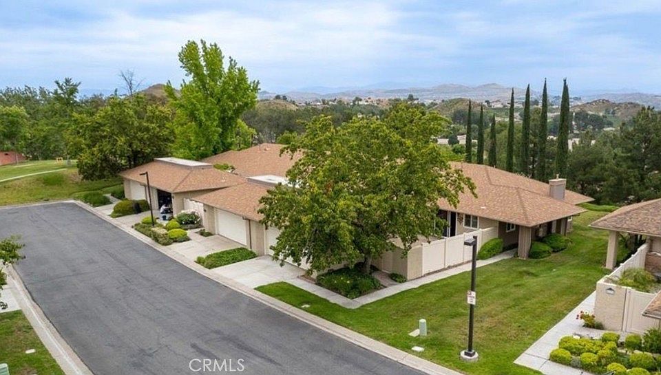 1st image of 26172 Rainbow Glen Dr