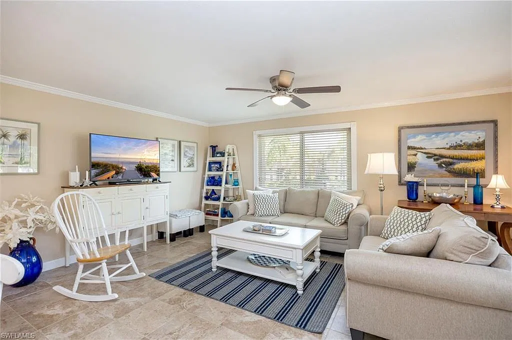 2 bed, 2.0 bath, 965 sqft, $7,000 — Photo 2