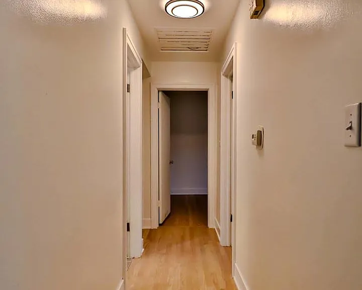 30W162 Claymore Ln — Photo 12