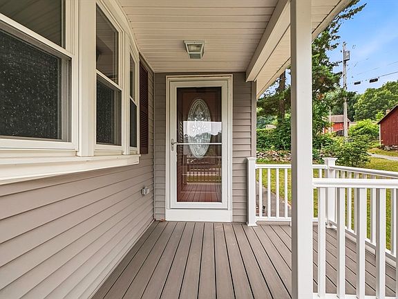 4th image of 11 Elmwood Ter #A