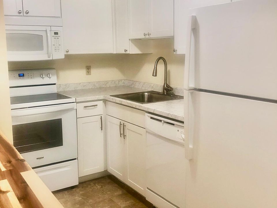 1st image of 5316 Pershing Ave APT 411