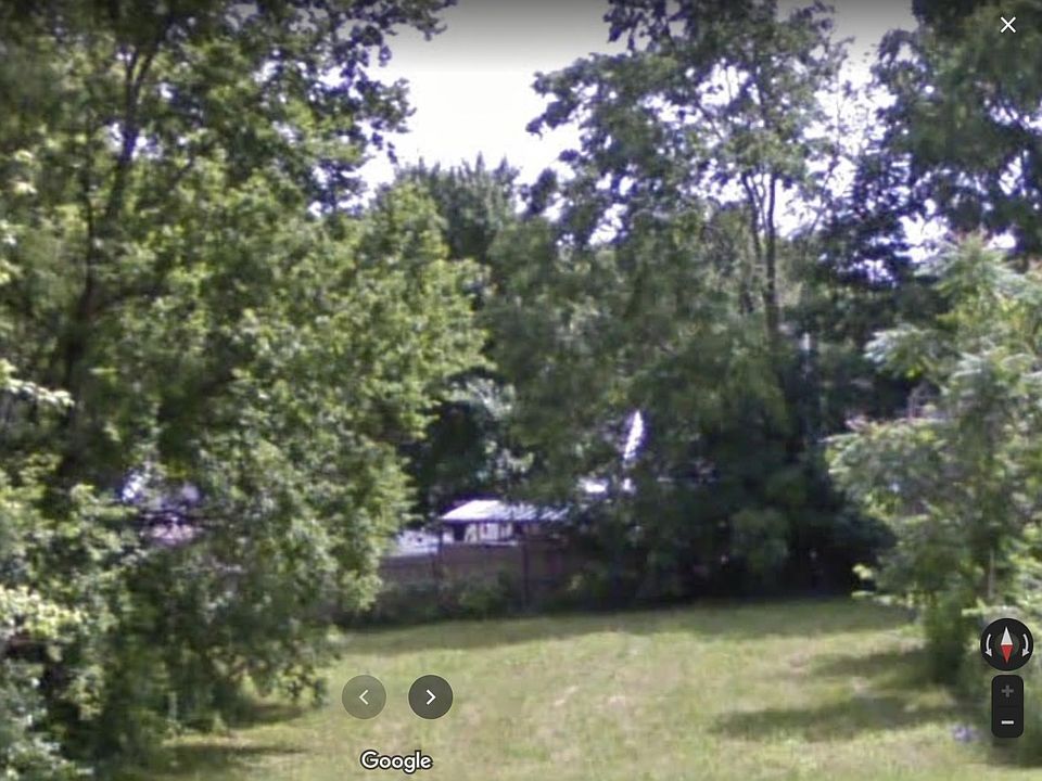 2nd image of 806 Cherokee Ave