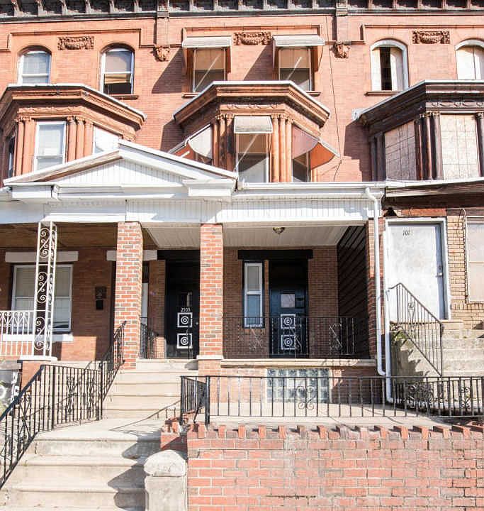 1st image of 2103 W Ontario St