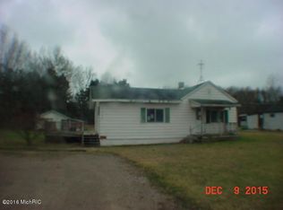 15452 Mercury Dr, Grand Haven, MI 49417