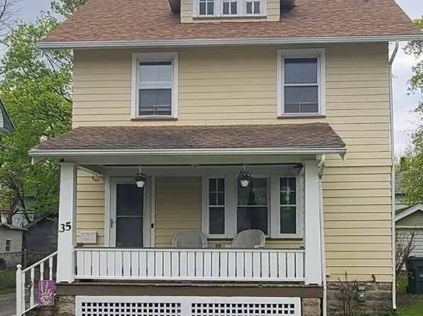 35 Devonshire Ct, Rochester, NY 14619