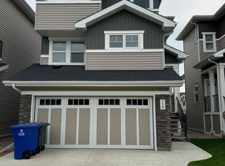 128 Dickson Cres #128, Saskatoon, SK S7T0T8