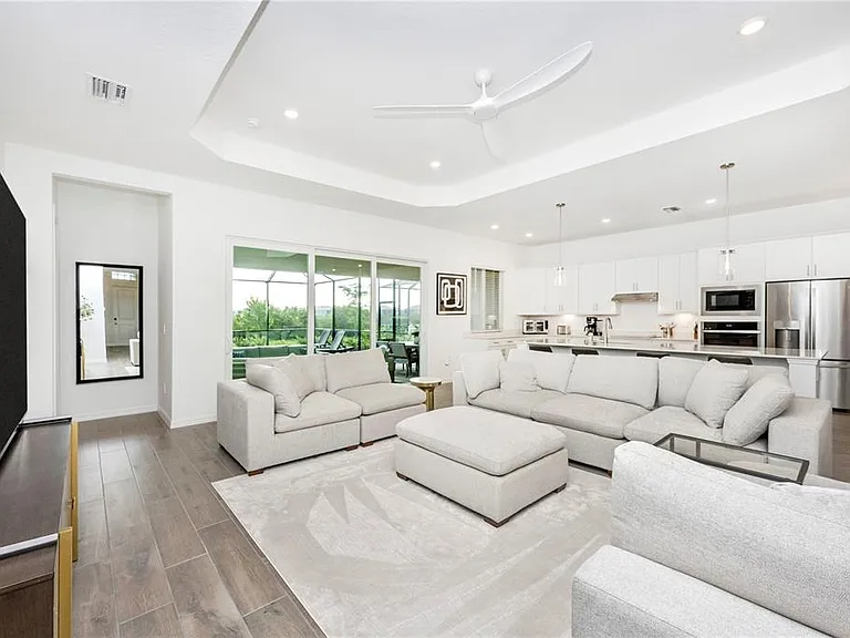 17662 Santorini Ct — Photo 14