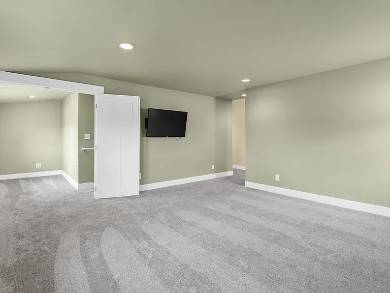 26616 NE Valley St — Photo 10