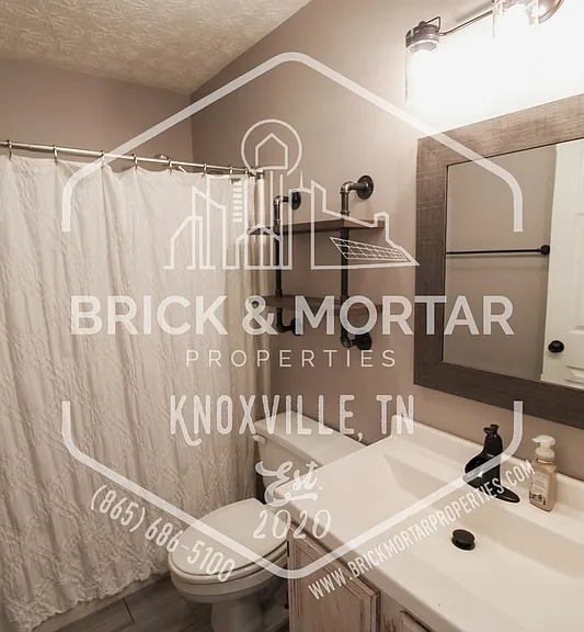 808 Pioneer Dr — Photo 38