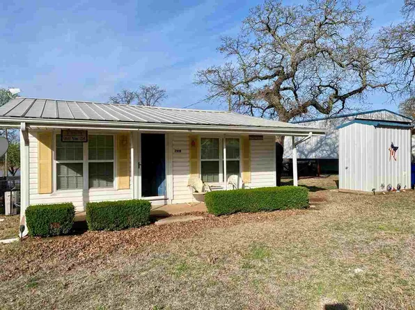 7919 Blue Gill Dr, Marlow, OK 73055