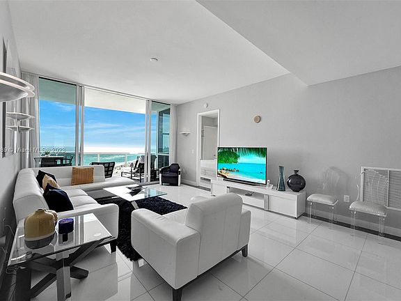 4th image of 18101 Collins Ave APT 1105