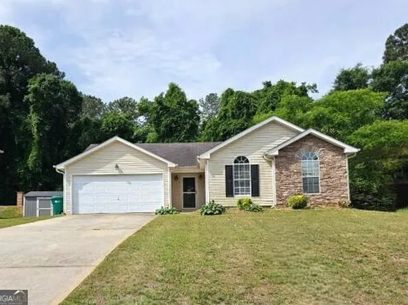 1443 Pebble Ridge Ln, Hampton, GA 30228