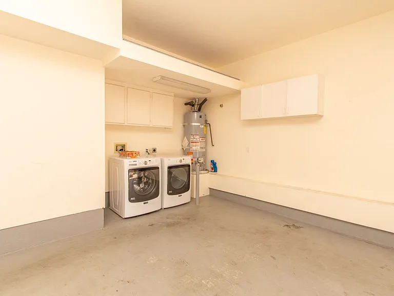 5321 Renaissance Ave — Photo 28