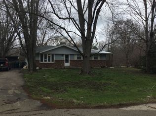 2494 Lorraine Ln, Rockford, IL 61109