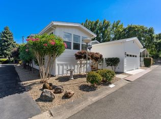 102 Champagne Dr, Yountville, CA