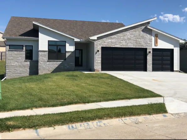 3365 N 164th St, Omaha, NE 68118