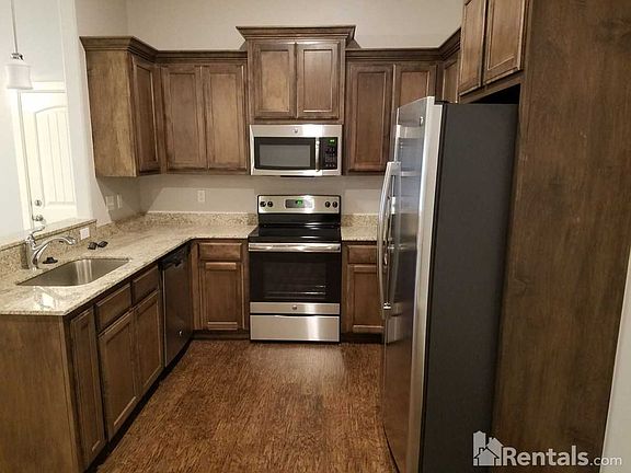 5th image of 4317 Edinburg Way