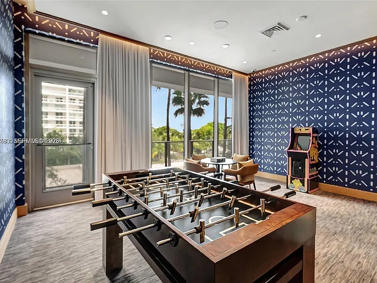 2655 S Bayshore Dr #403 — Photo 32