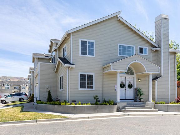 3rd image of 3144 White Ct