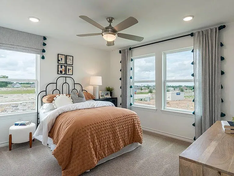 1420 Carvin Way — Photo 13