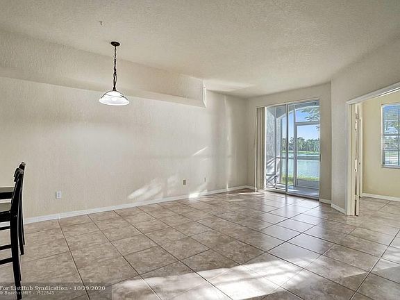 5th image of 745 SW 148th Ave APT 808