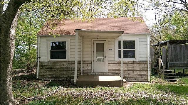 1st image of 10106 Imperial Dr