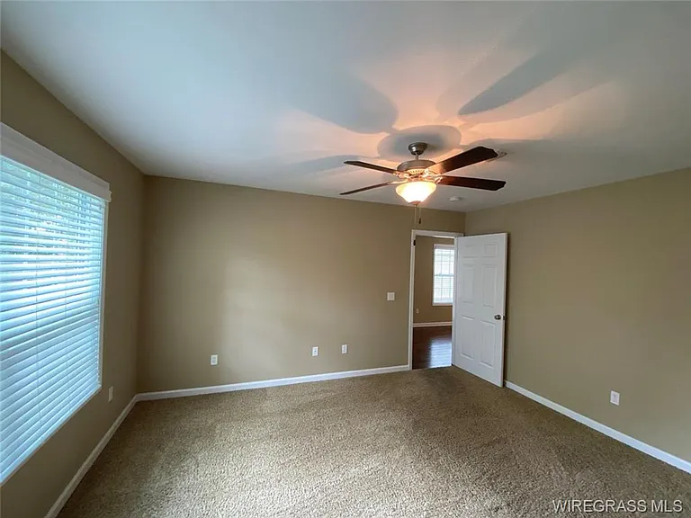 216 Winterberry Way — Photo 7