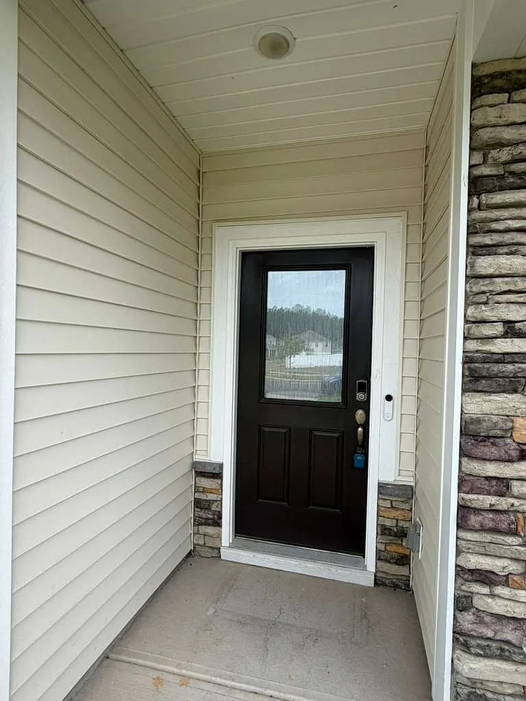 Building Photo - 845 Avonmore Dr