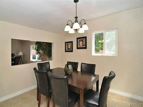 Eat-in Kitchen