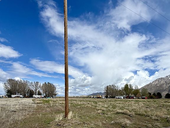 2nd image of Sawtooth Way