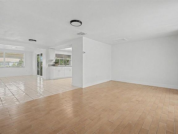 4th image of 3909 SAIL DRIVE