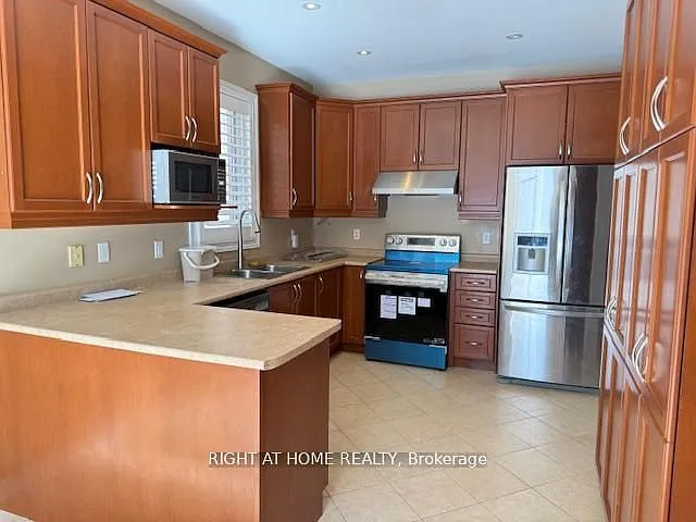 2374 N Ridge Trl — Photo 7