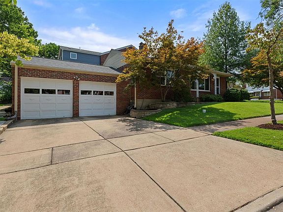 4th image of 1744 McCready Ave