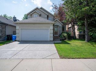 13 N Cranston Dr SE, Calgary, AB T3M1A2