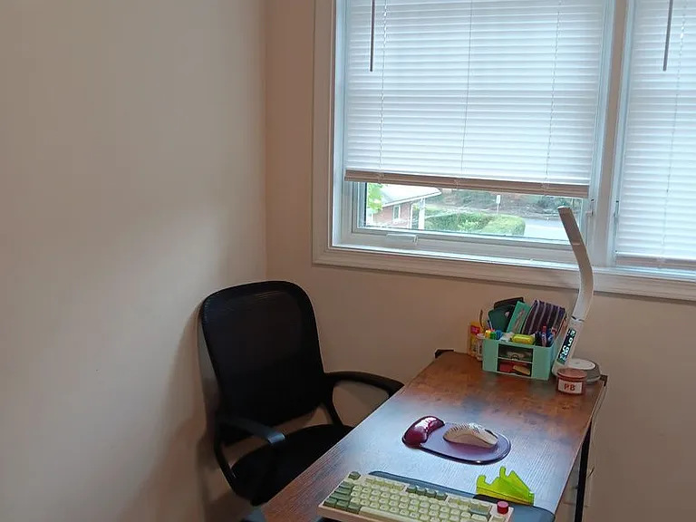 515 14th St NW #C — Photo 2