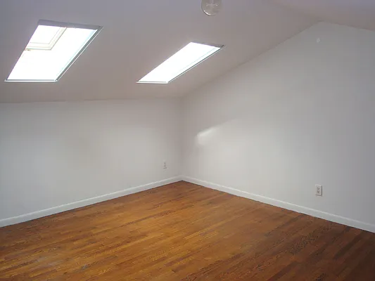 Rented by Carroll Gardens Realty | media 12