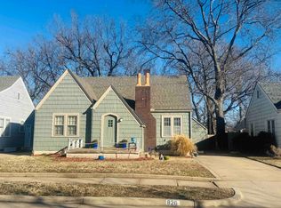 826 S Madison Ave, Wichita, KS 67211