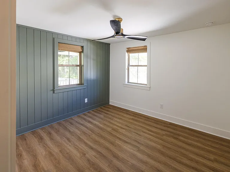 4417 Bixby Ln — Photo 11