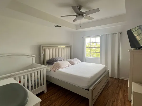 1405 Lucaya Dr, Riviera Beach, FL 33404