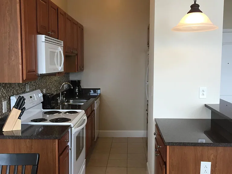Nissen Building Apartments — Photo 63
