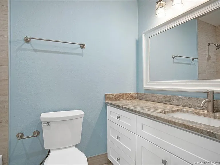 2233 NW 22nd Ave #108 — Photo 16