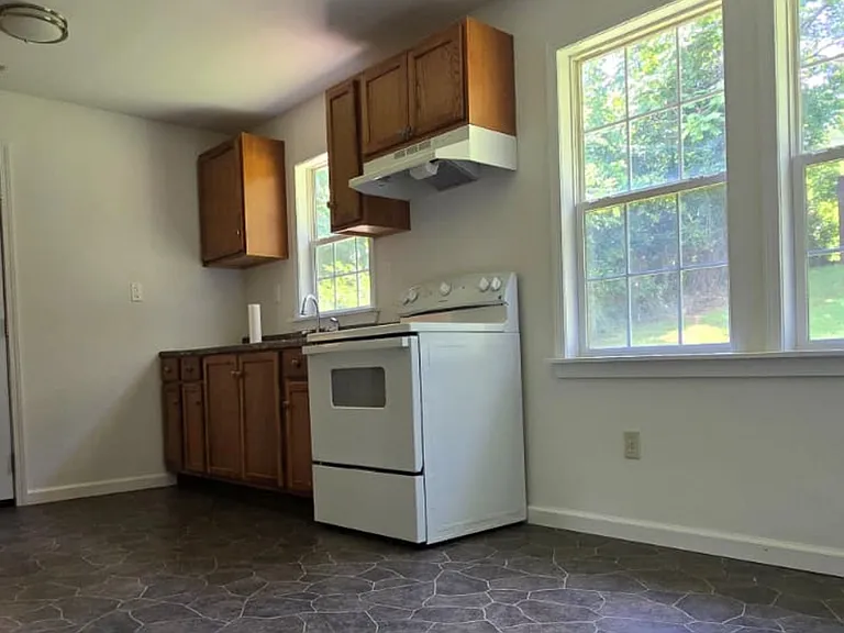 2540 Volunteer Pkwy — Photo 37