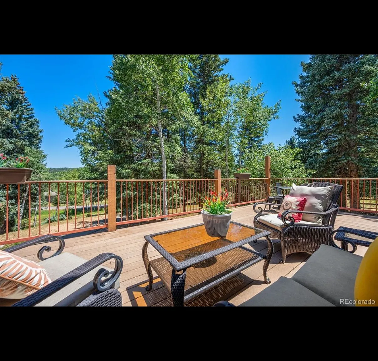 3 bed, 2691 sqft, $3,950 — Photo 4