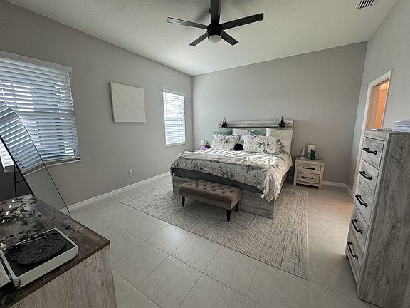 4th image of 3010 Avalonia Dr