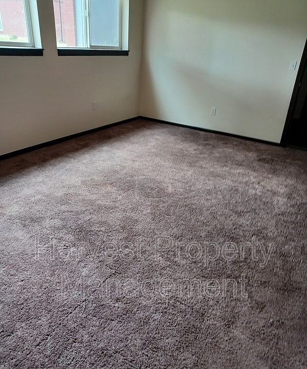2nd image of 925 W 29th St S #So-515