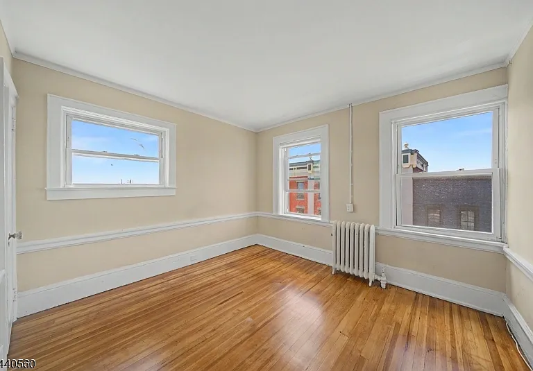 409 Main St #3F — Photo 12