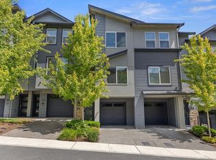15720 Meadow Rd UNIT D4, Lynnwood, WA 98037