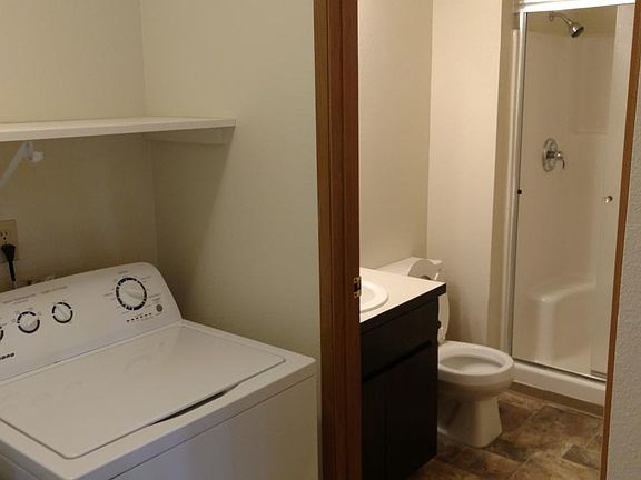 4th image of 10011 148th Street Ct E